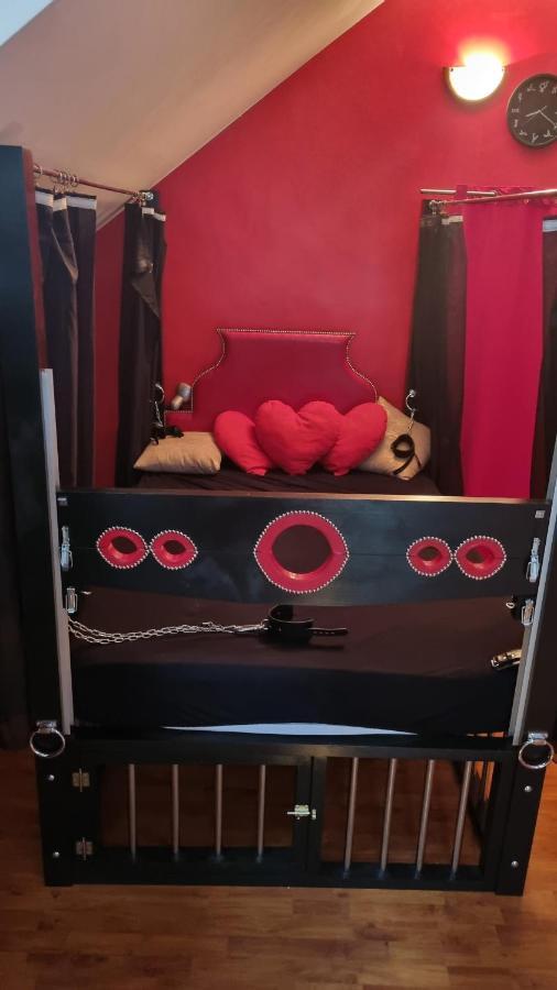 Pandora's Loft Love hotel Krakow